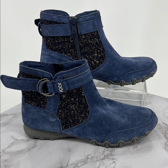 SKECHERS Bikers Lite Suede & Sweater Knit Ankle Boot Side Zipper Blue Sz 8 - Picture 1 of 9
